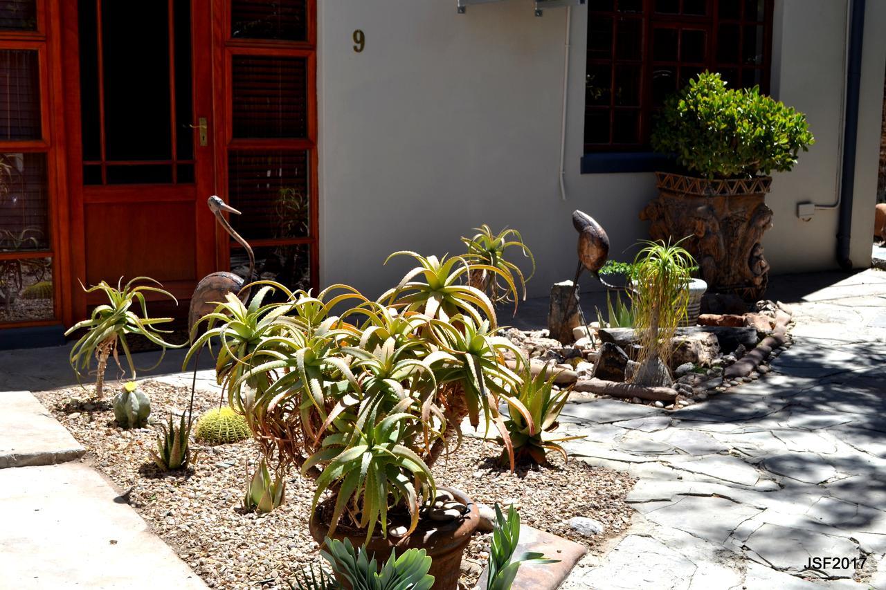 La Paix Guesthouse Beaufort West Exterior photo