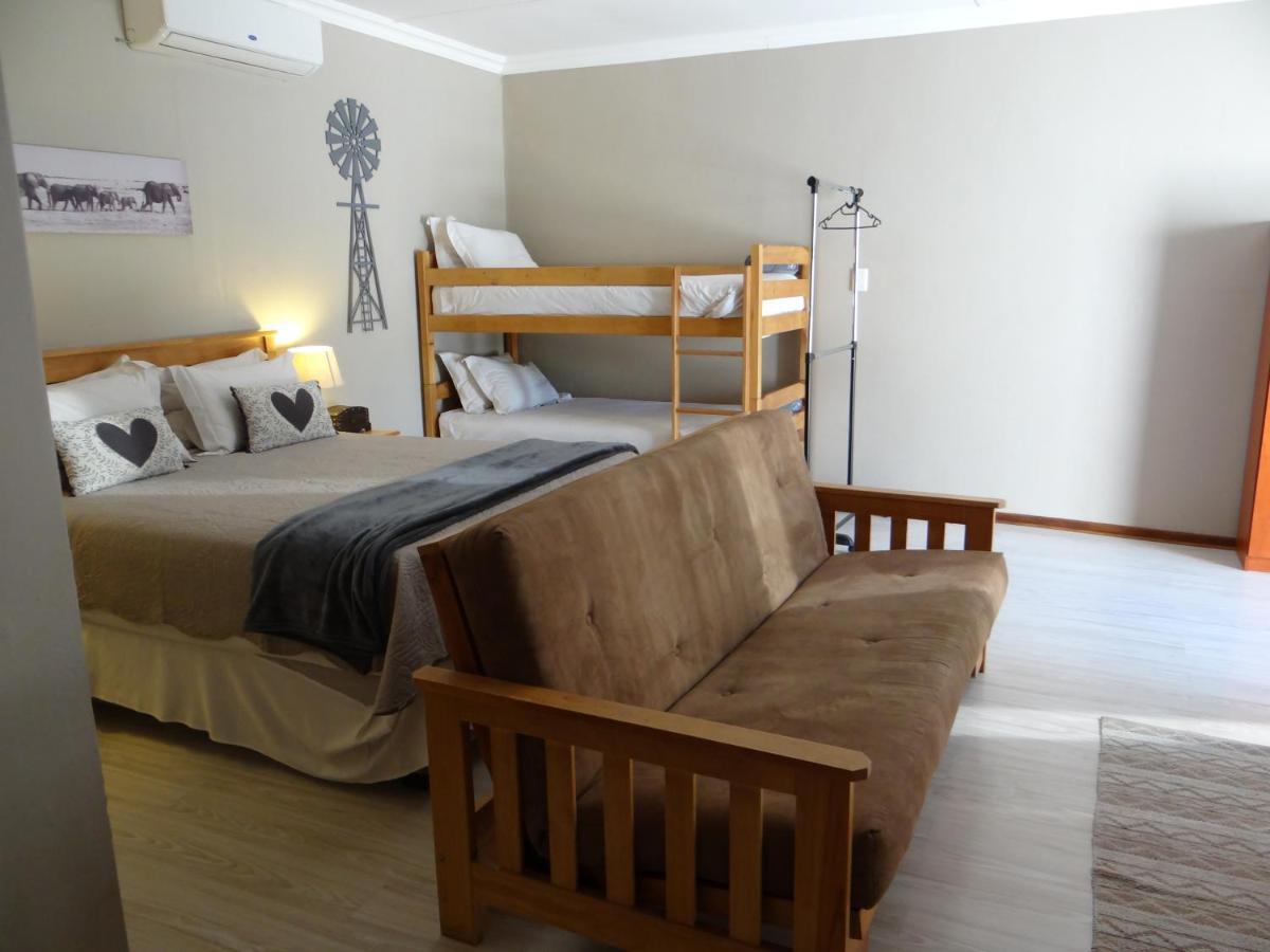 La Paix Guesthouse Beaufort West Exterior photo