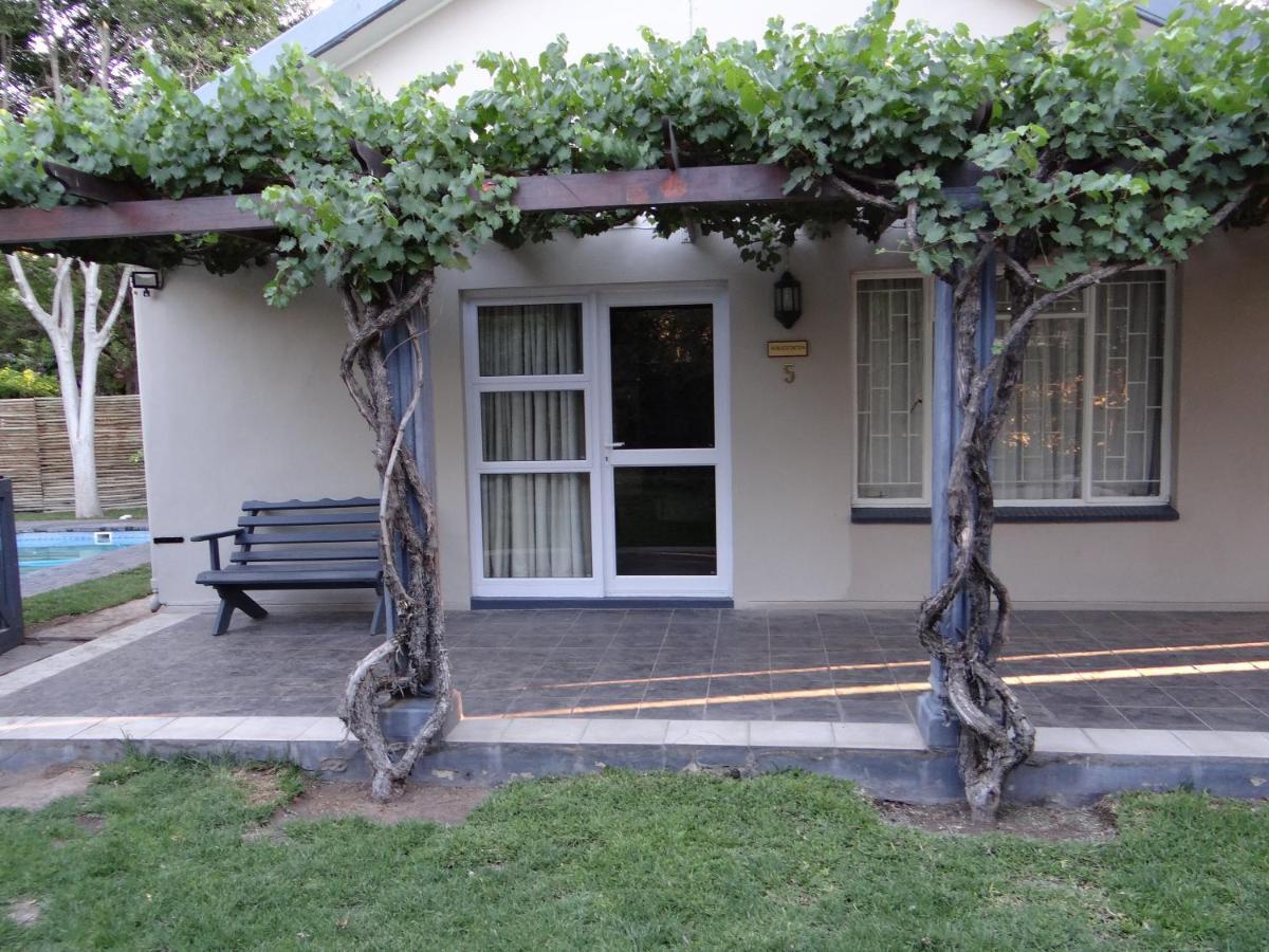 La Paix Guesthouse Beaufort West Exterior photo